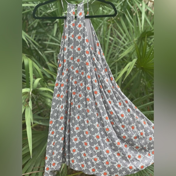 Lulu’s Halter Lined Sun Dress - Picture 4 of 6